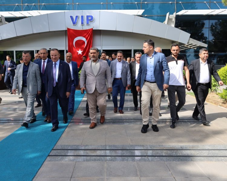 Bekir Bozdağ Şanlıurfa’da