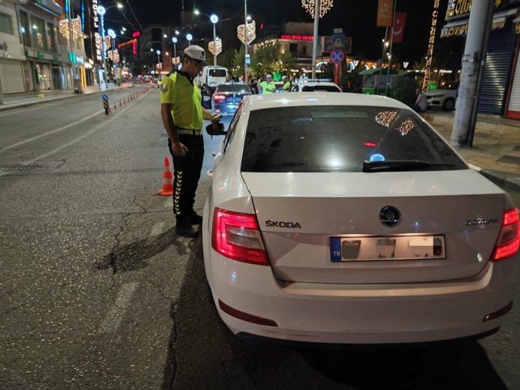 Şanlıurfa'da gece saatlerinde alkol denetimi