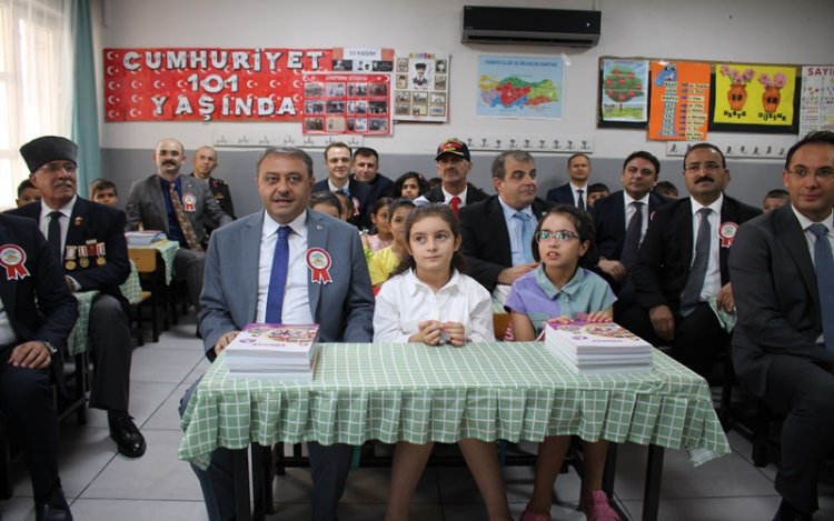 Şanlıurfa'da ilk ders zili çaldı!