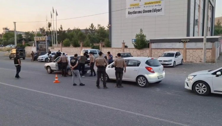 Şanlıurfa polisinden huzur operasyonu: Gözaltılar var